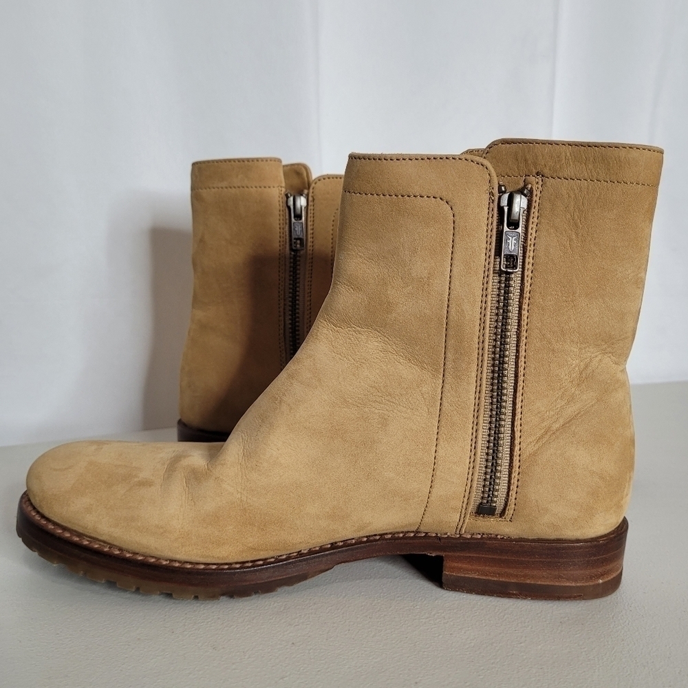 Frye Natalie Double Zip Leather Bootie - Size 7.5 - Picture 3 of 16